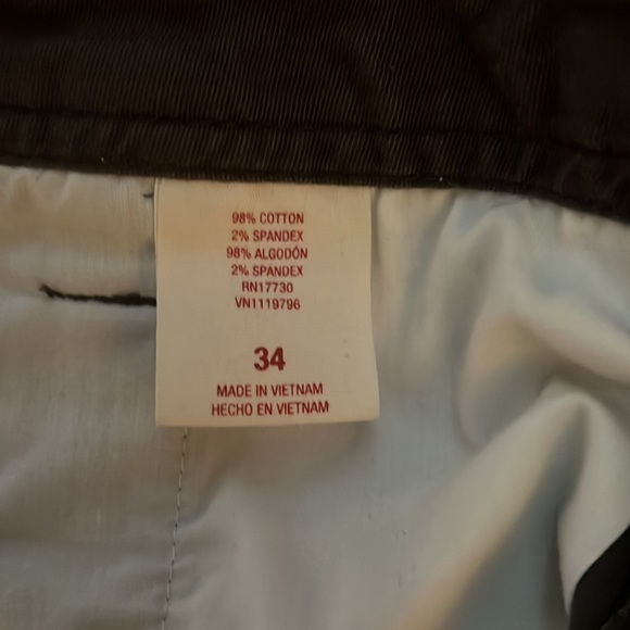 🩳 Mossimo Supply Co. grey stretchy shorts size 34 EUC - Picture 3 of 5